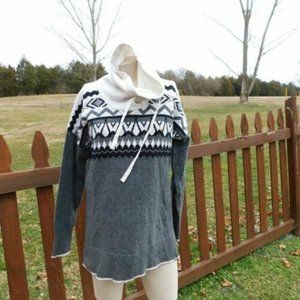 Eddie Bauer Cowl Neck Sweater Size Medium